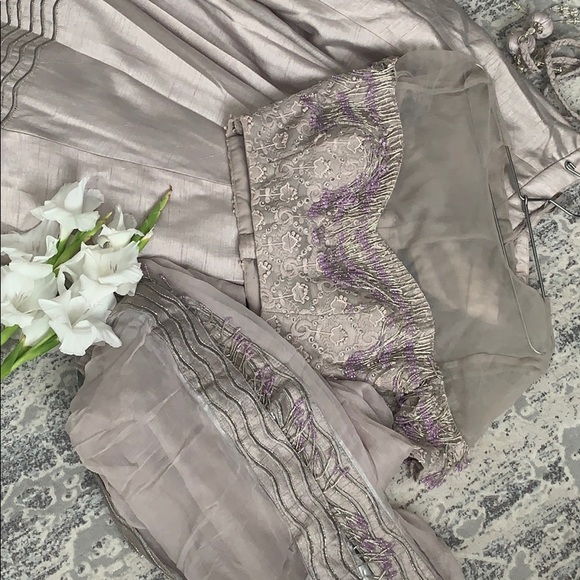 Wedding Embroidered Top & Lehenga Set - Picture 8 of 14